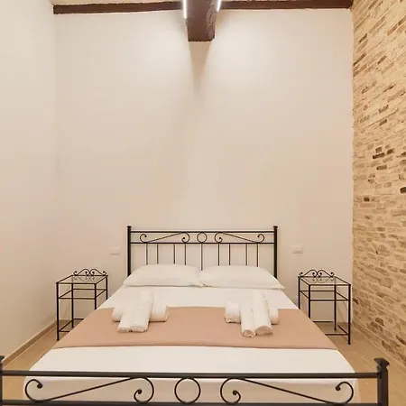 Apartment Garibaldi - Prime Location 1-bedroom Near Universita Per Stranieri Perugia